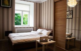 Charming City Center Flat L Self Check-In