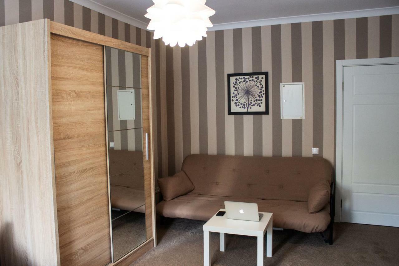 Charming City Center Flat L Self Check-In Киев Экстерьер фото