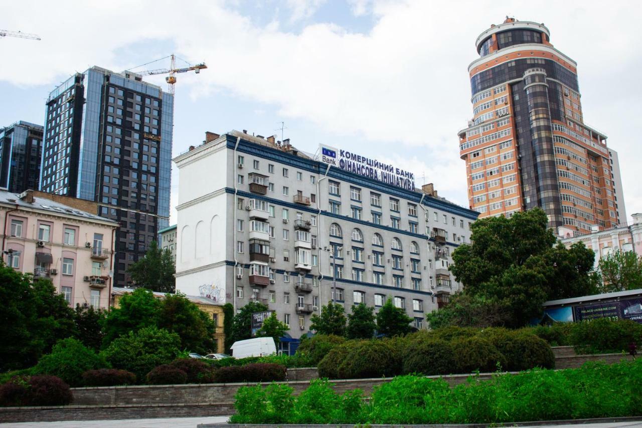 Charming City Center Flat L Self Check-In Киев Экстерьер фото